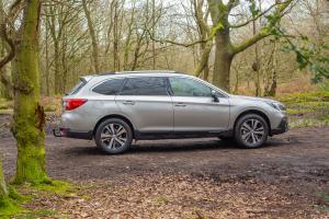 Subaru Outback 2018 года  (UK)